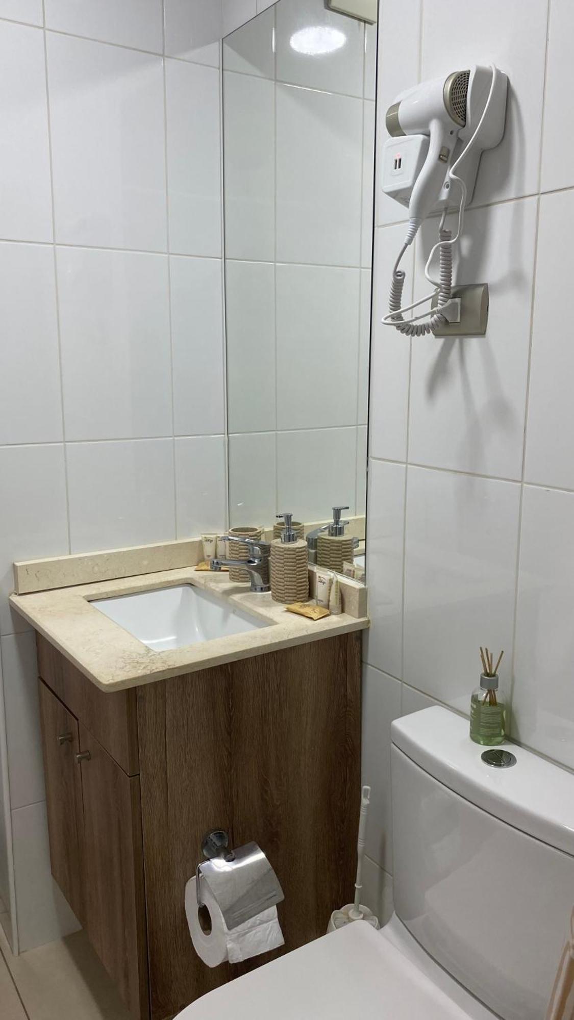 Apartamento Departamento Estudio Con Estacionamiento *